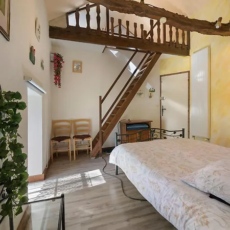 D'hotes - La Cour Blanche Bed and breakfast 3*